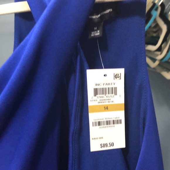 Halter Dress - Picture 4 of 8